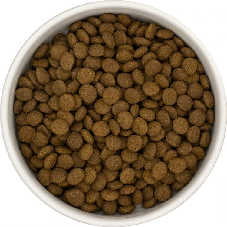 Kłaczek Łosoś karma dla kota sterylizowanego próbka 100 g, 70% ryb, omega-3 3,4%.jpg
