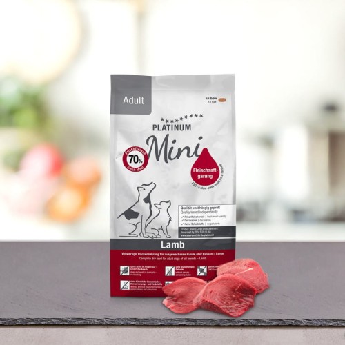 PLATINUM Adult Lamb Mini 900 g półwilgotna karma dla psa 70% świeżej jagnięciny — opakowanie